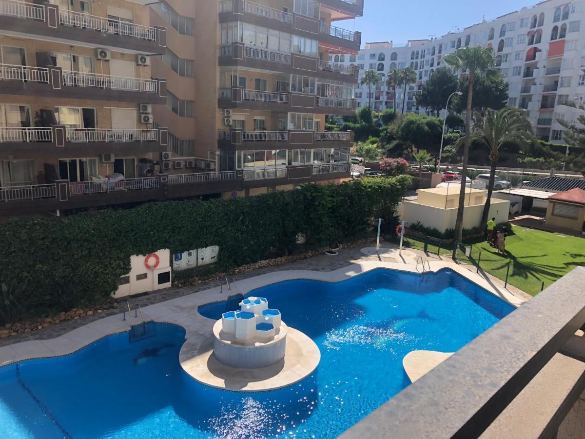 Moderno Apartamento En Primera Linea Paseo Maritimo Fuengirola Zewnętrze zdjęcie