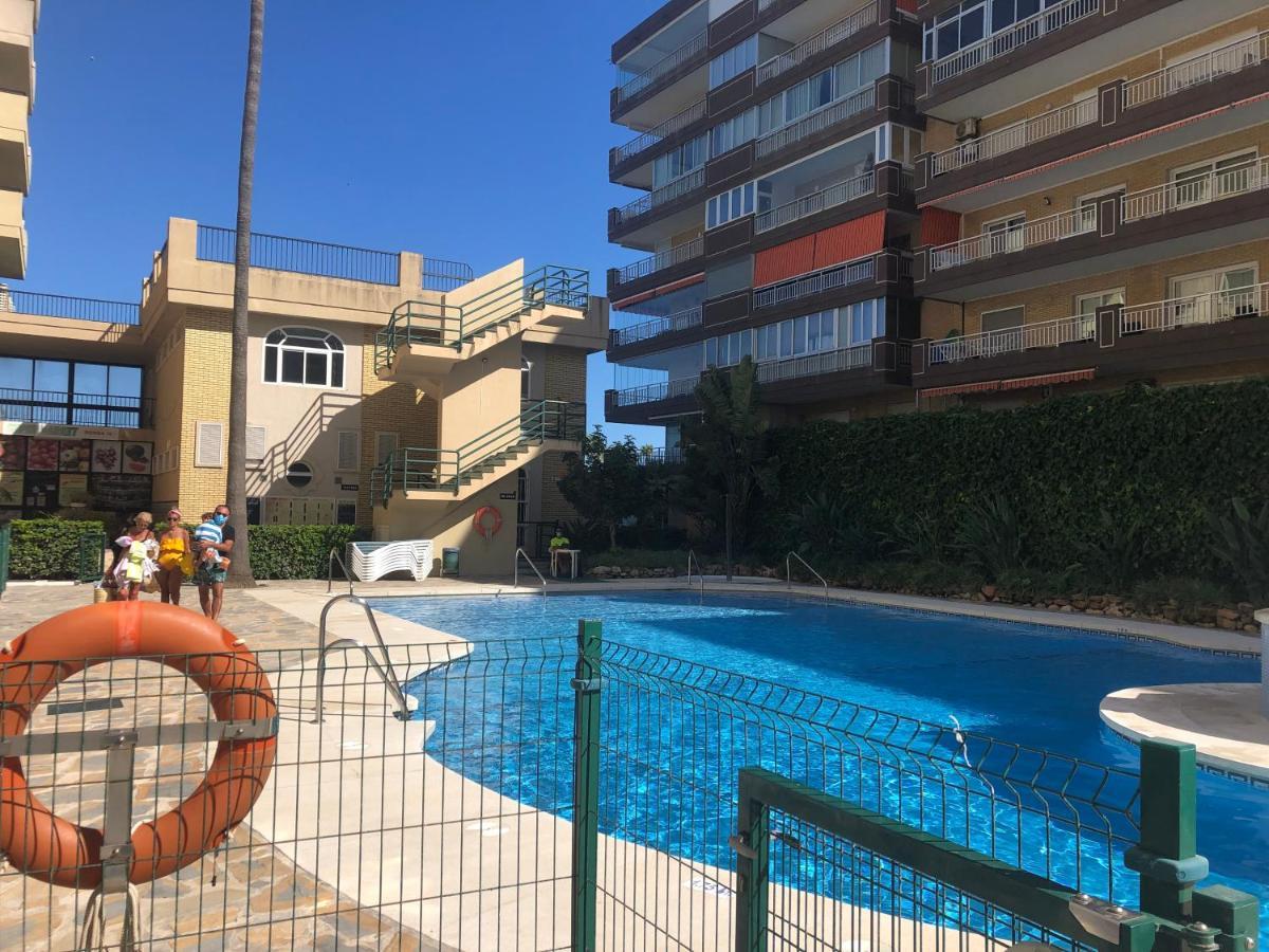 Moderno Apartamento En Primera Linea Paseo Maritimo Fuengirola Zewnętrze zdjęcie