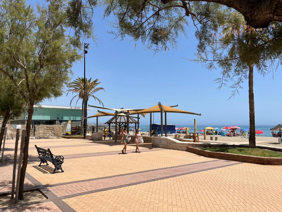 Moderno Apartamento En Primera Linea Paseo Maritimo Fuengirola Zewnętrze zdjęcie